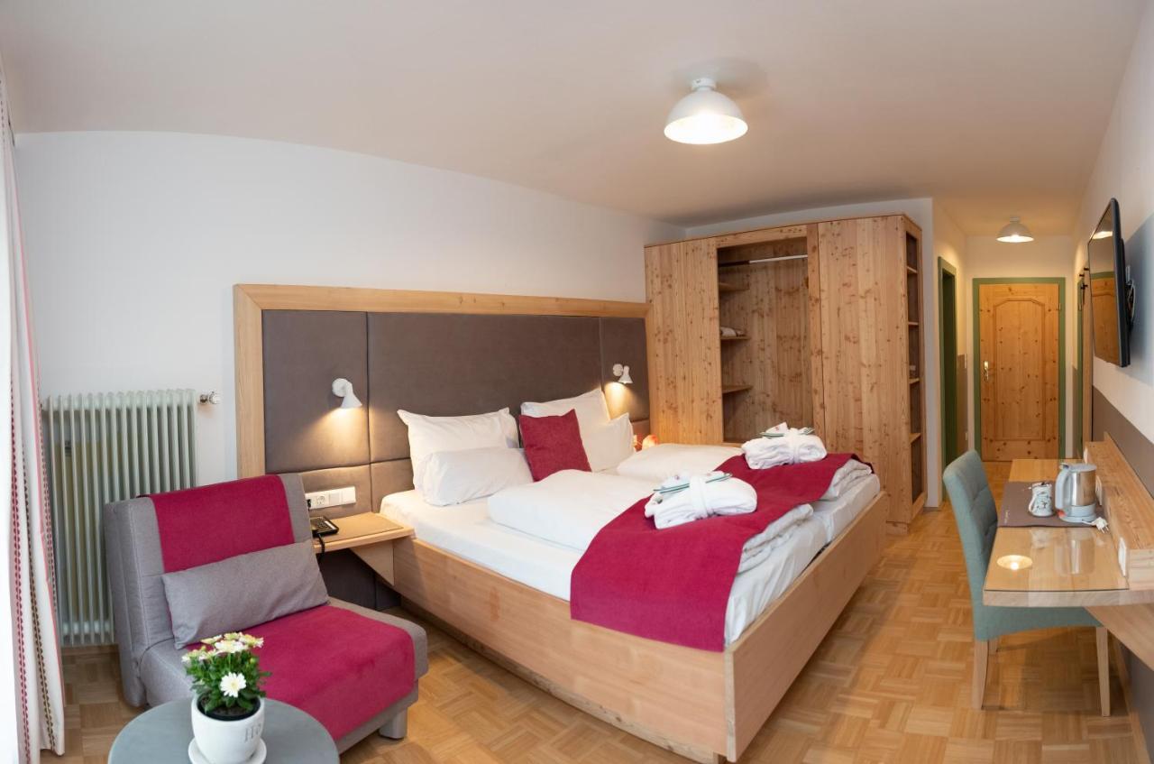 Santner, Hotel ออยเกนดอร์ฟ ภายนอก รูปภาพ