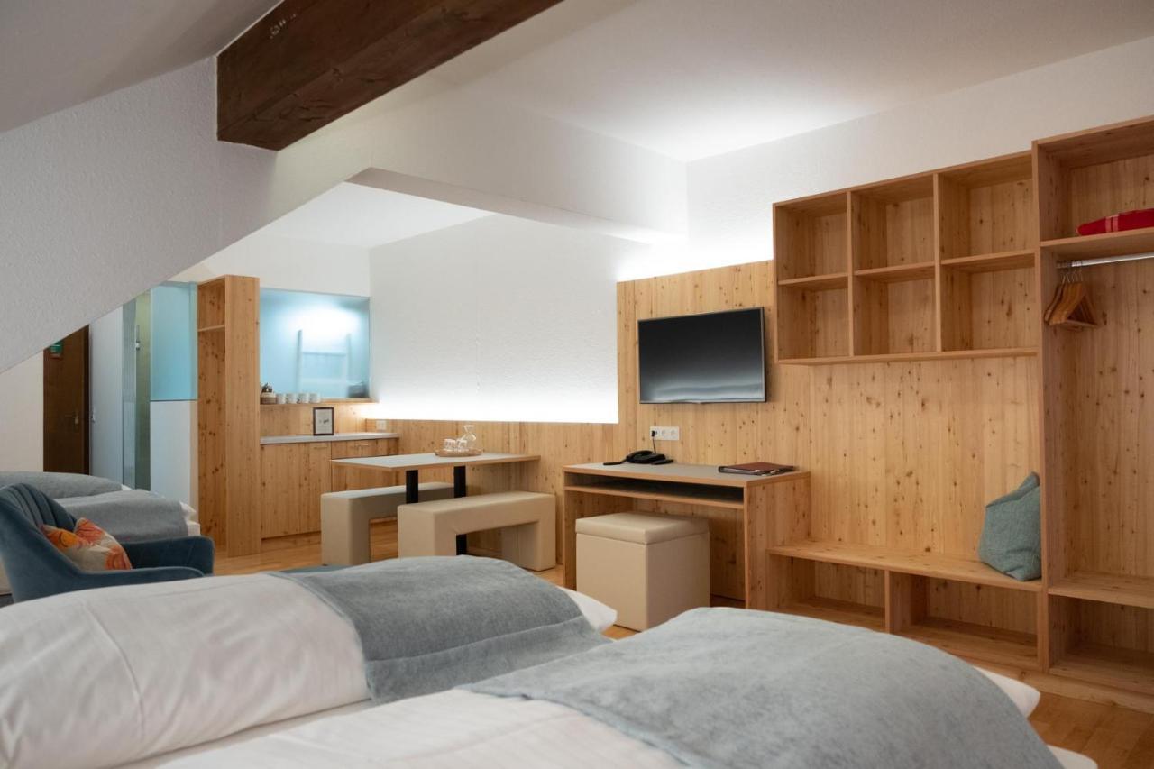 Santner, Hotel ออยเกนดอร์ฟ ภายนอก รูปภาพ