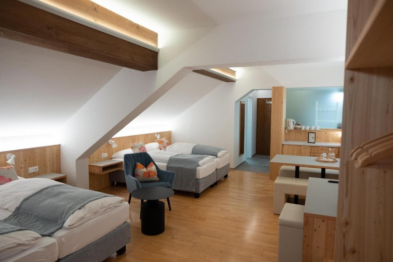 Santner, Hotel ออยเกนดอร์ฟ ภายนอก รูปภาพ