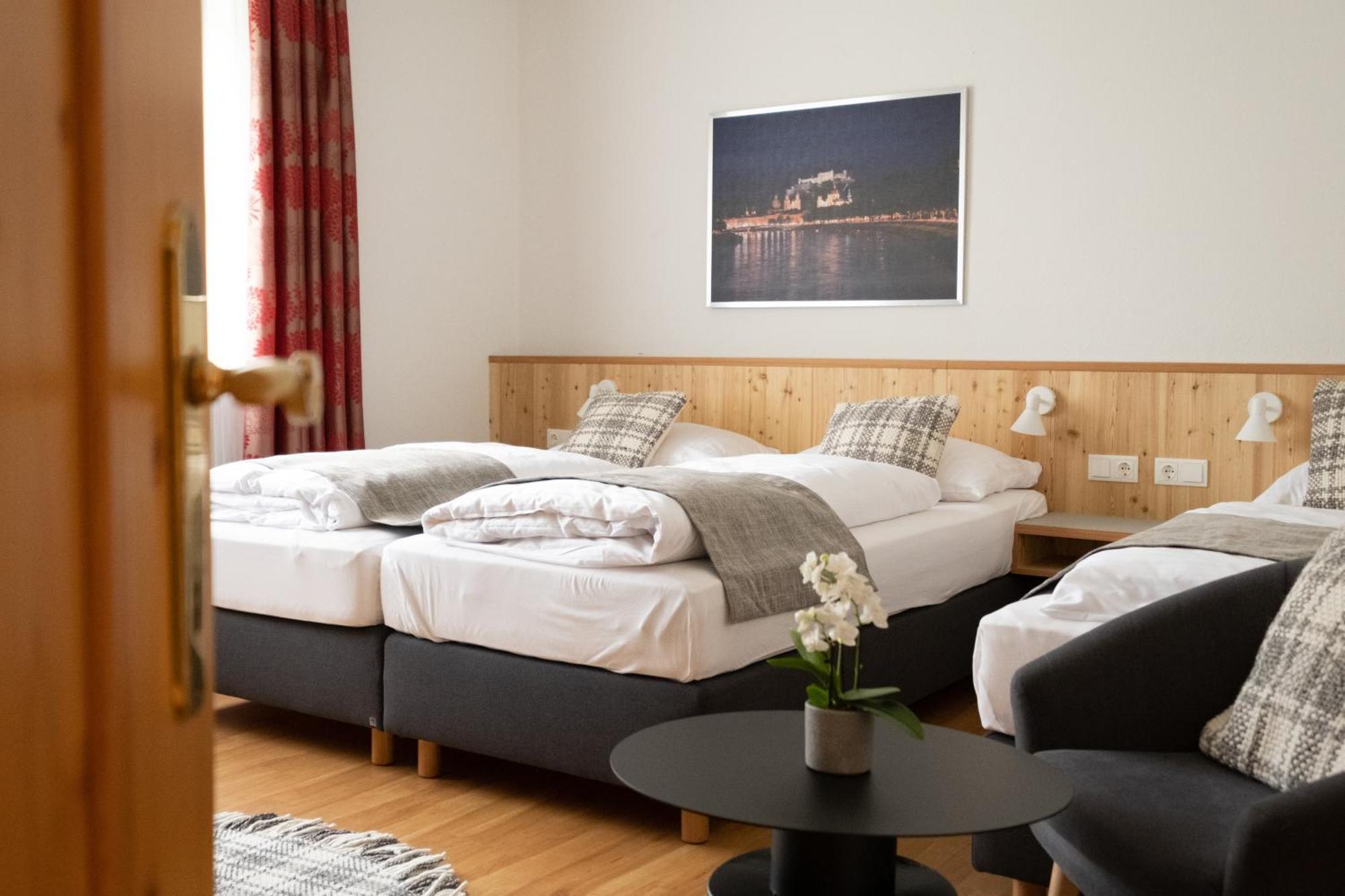 Santner, Hotel ออยเกนดอร์ฟ ภายนอก รูปภาพ